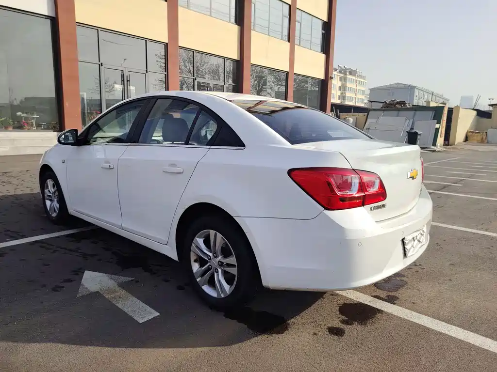 Chevrolet Cruze 2016 — фото 10
