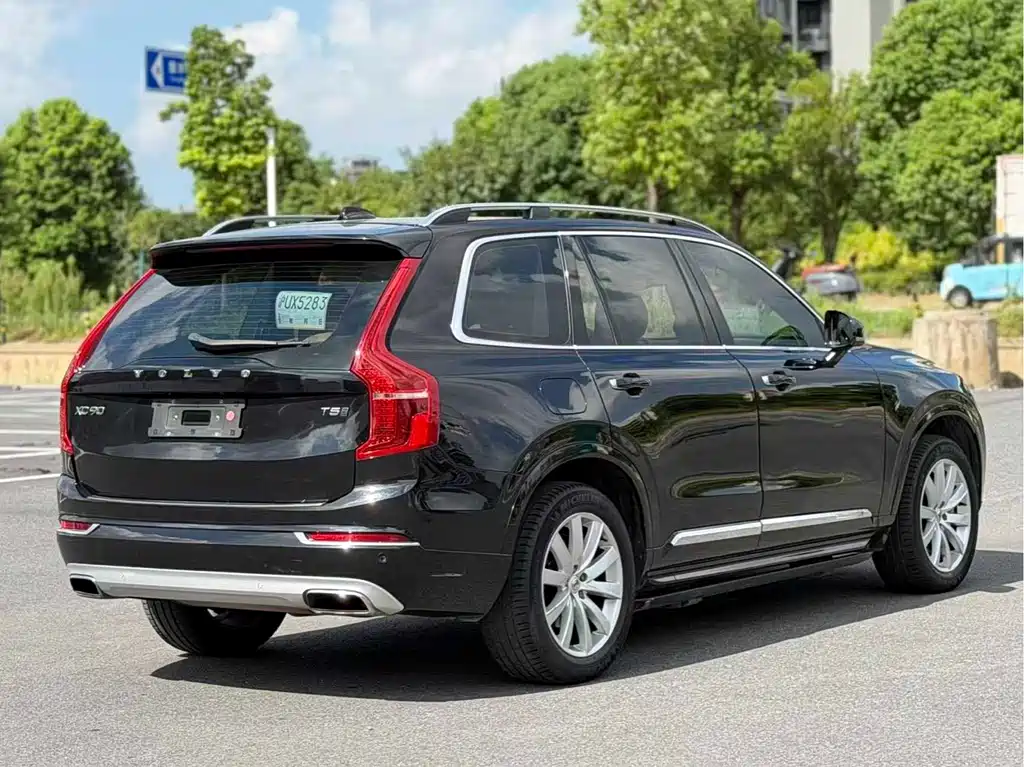 Volvo XC90 2016 — фото 8