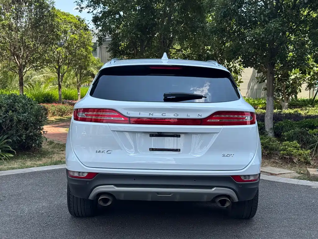 Lincoln MKC 2017 — фото 14