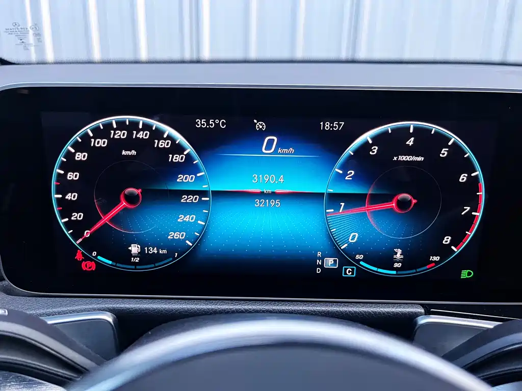 Mercedes-Benz GLB 2020