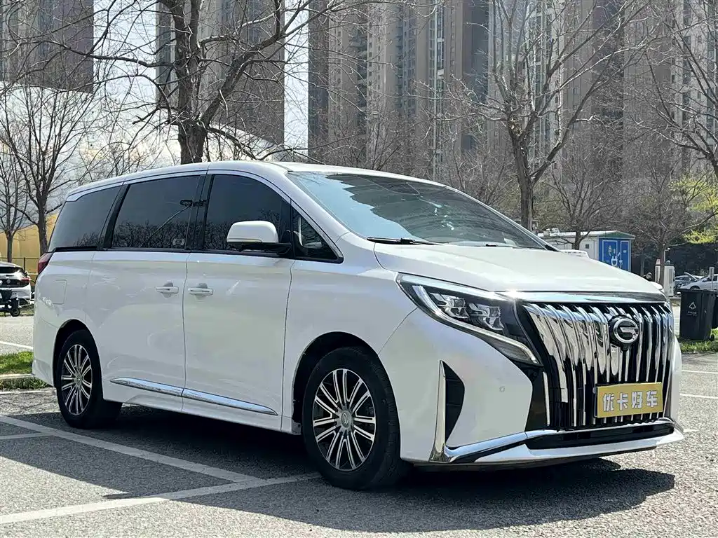 GAC Motor Trumpchi M8 2021 — фото 3