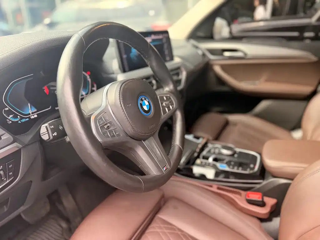 BMW iX3 2024 — фото 14