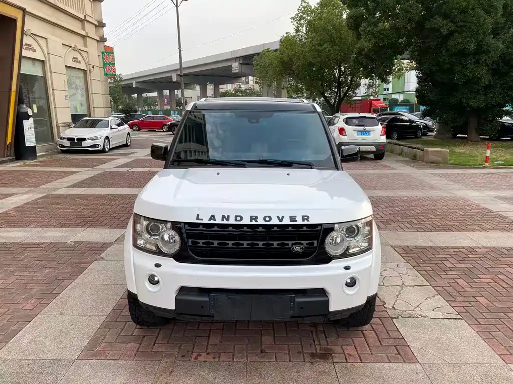 Land Rover Discovery 2012