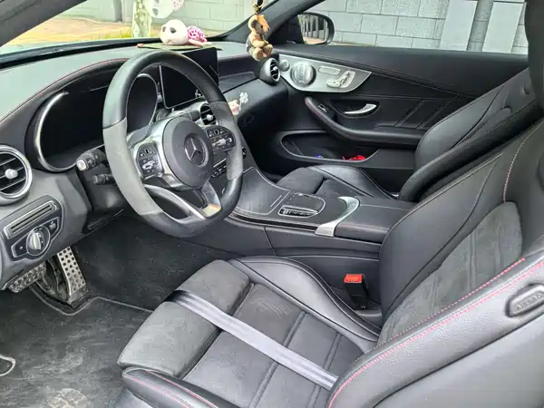 Mercedes-Benz C-Class 2022