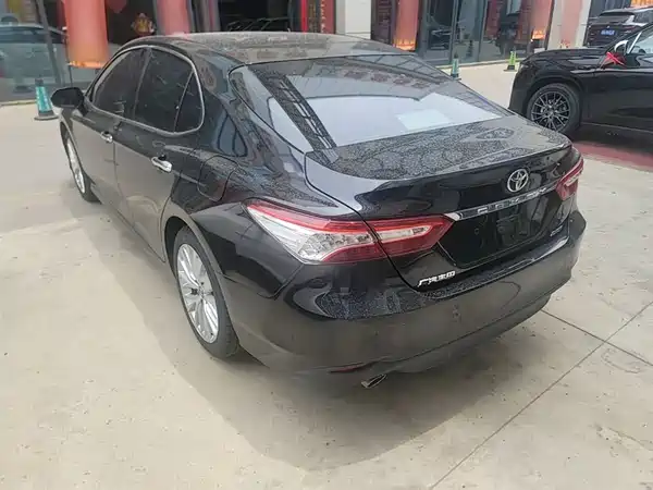 Toyota Camry 2019