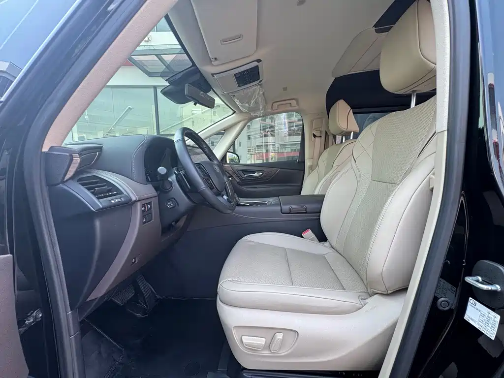 Toyota Alphard 2024 — фото 8