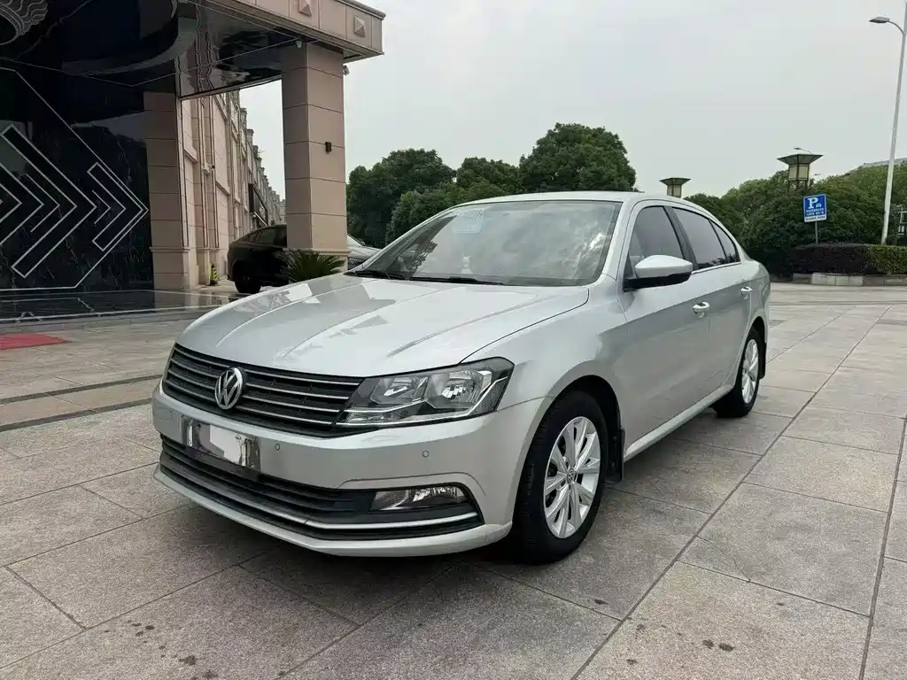 Volkswagen Lavida 2016