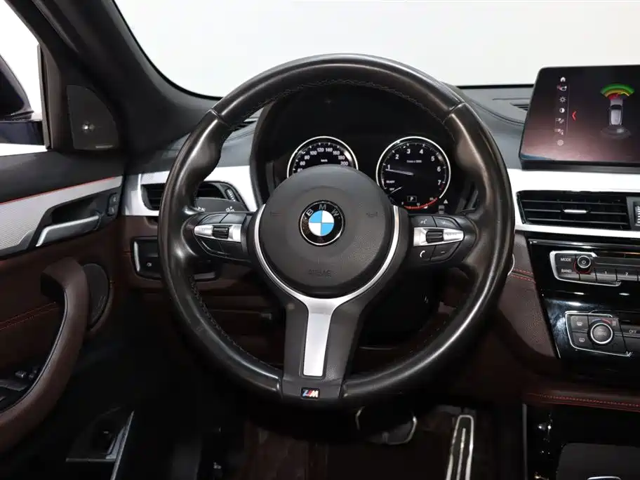 BMW X2 2023 — фото 14