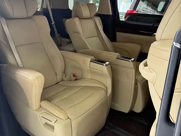 Toyota Alphard 2018