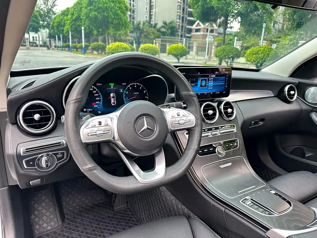 Mercedes-Benz C-Class 2021 — фото 14