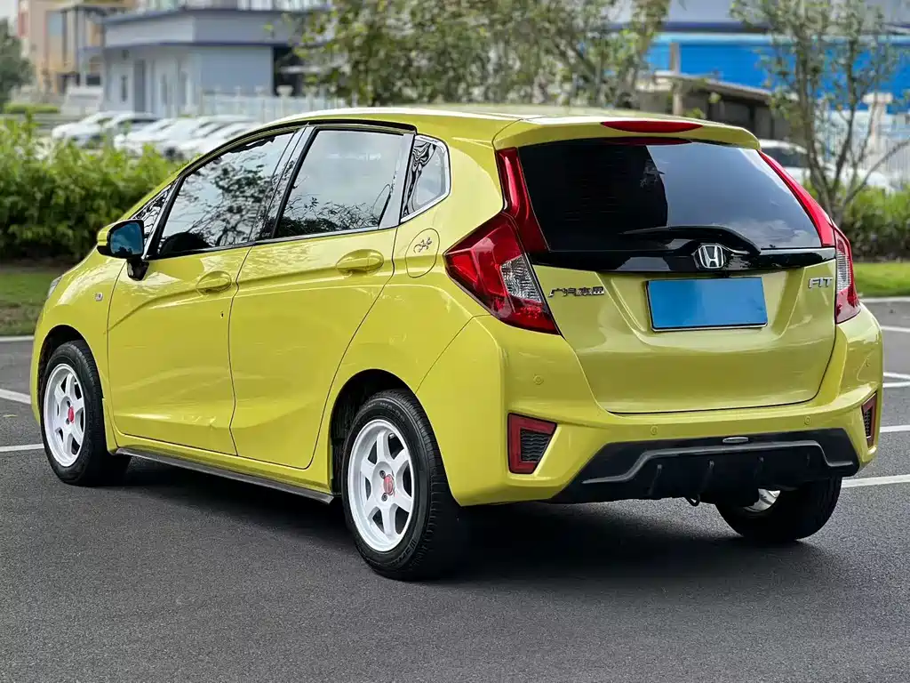 Honda Fit 2015 — фото 6