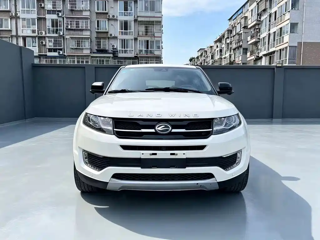 Landwind X7 2017 — фото 2