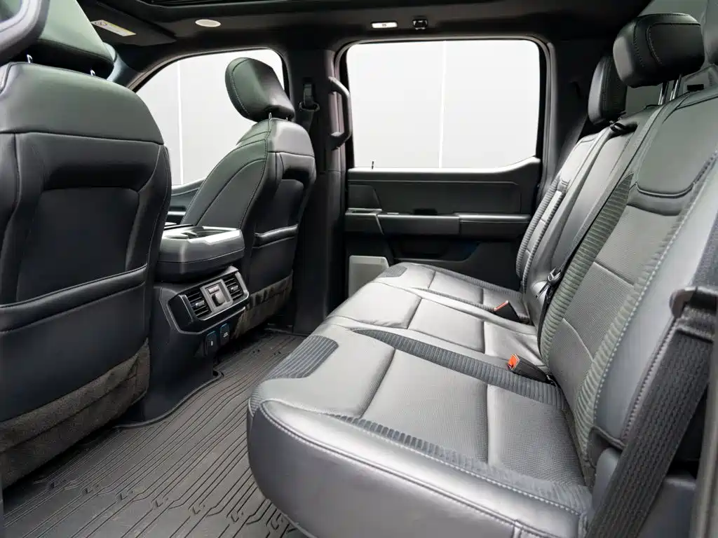 Ford F-150 Raptor 2025 — фото 14