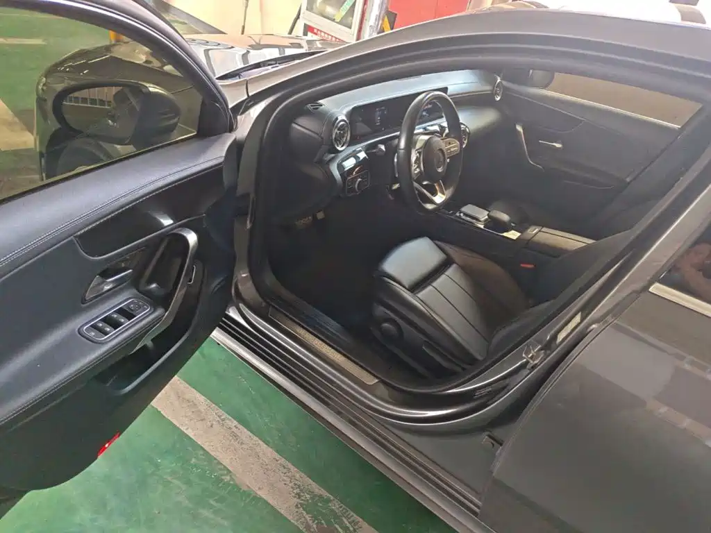 Mercedes-Benz A-Class 2022 — фото 16