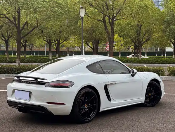 Porsche 718 2018