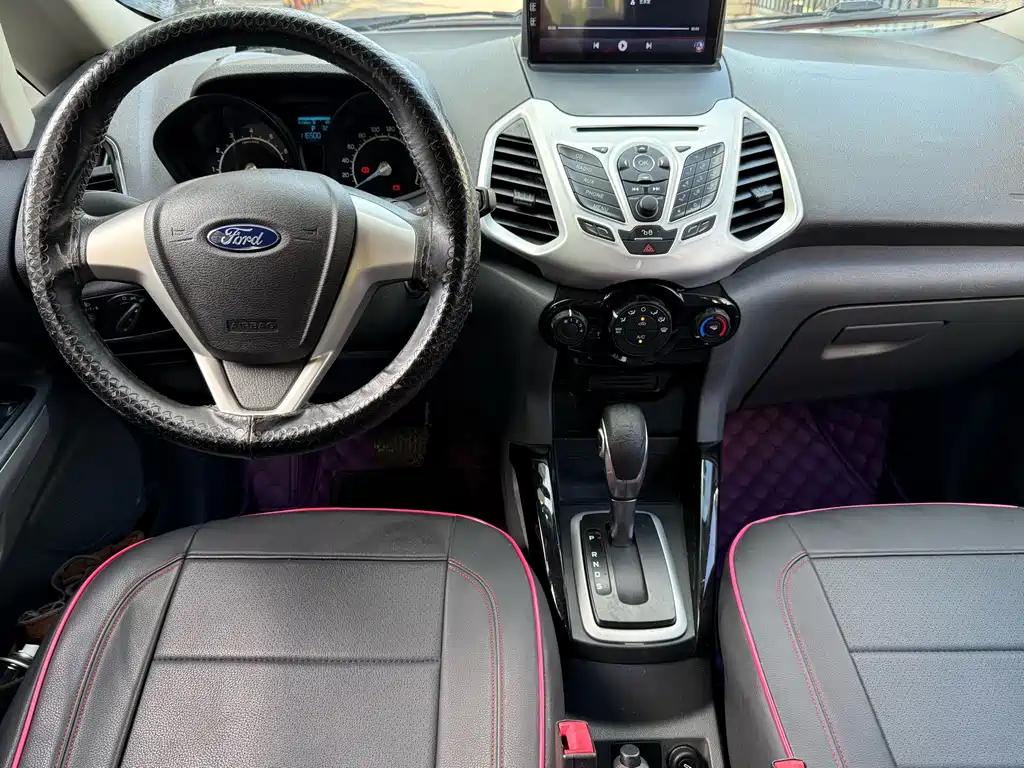 Ford EcoSport 2017 — фото 6