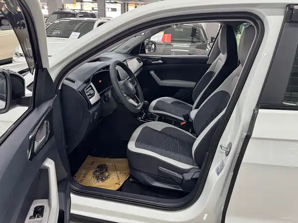Volkswagen Tharu 2025