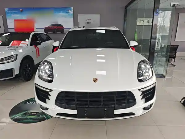 Porsche Macan 2014