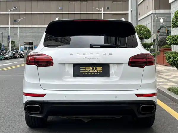 Porsche Cayenne 2015