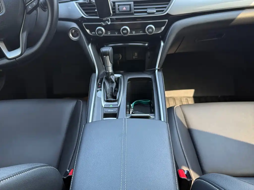 Honda Inspire 2023 — фото 11