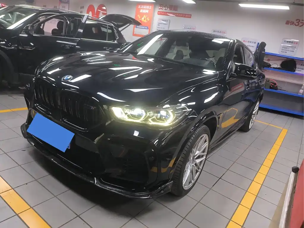 BMW X6 M 2022