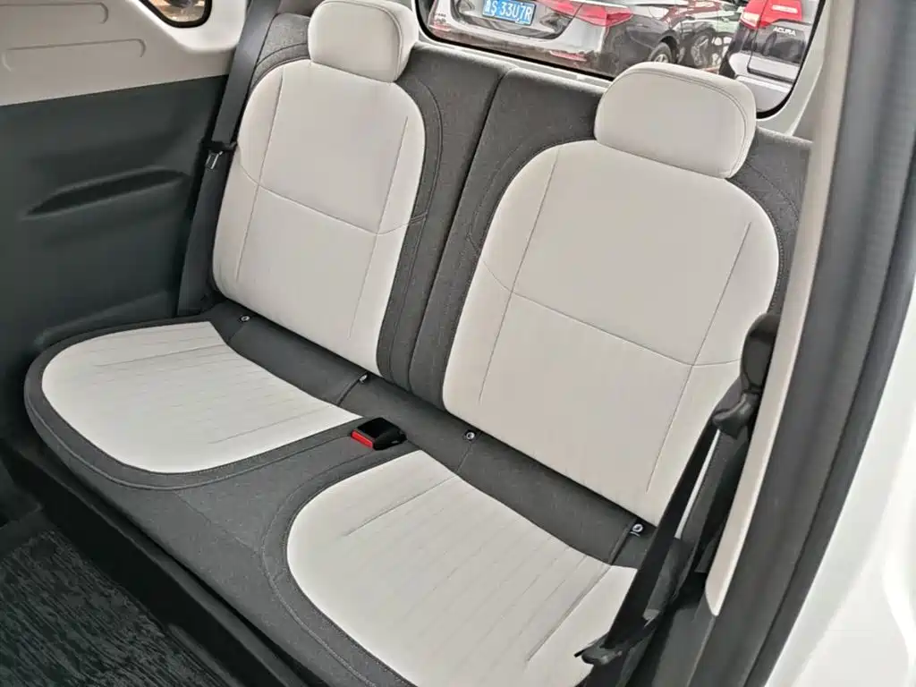 Geely Galaxy Panda 2025 — фото 17