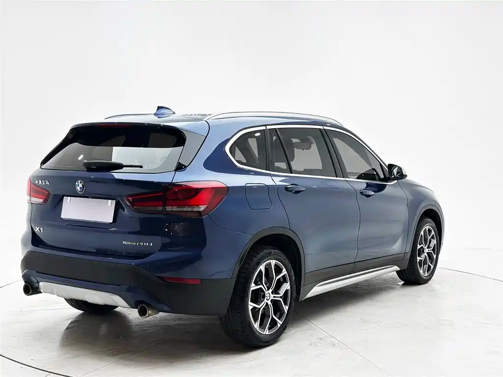 BMW X1 2021 — фото 6