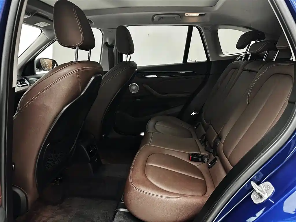 BMW X1 2021 — фото 14