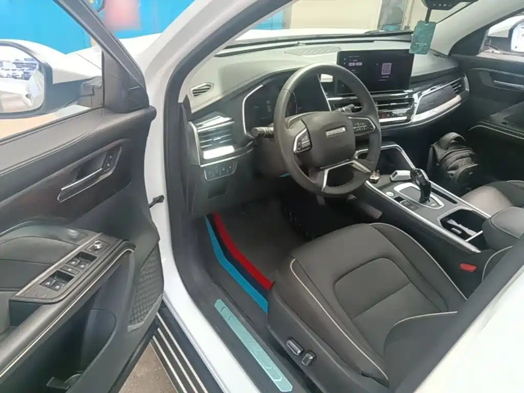 Haval H6 2023 — фото 16
