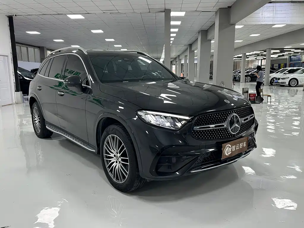 Mercedes-Benz GLC 2024