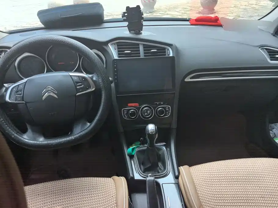 Citroën C4L 2015 — фото 12