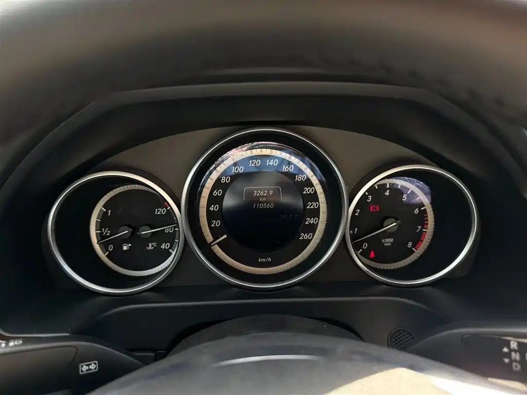 Mercedes-Benz E-Class 2015 — фото 11