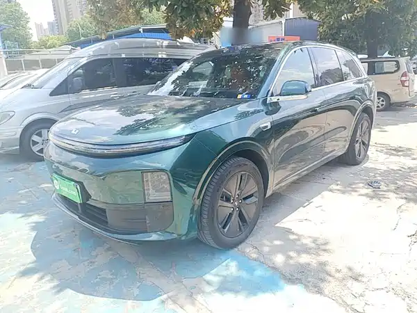 Li Auto L6 2024