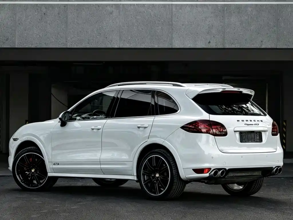 Porsche Cayenne 2014 — фото 4