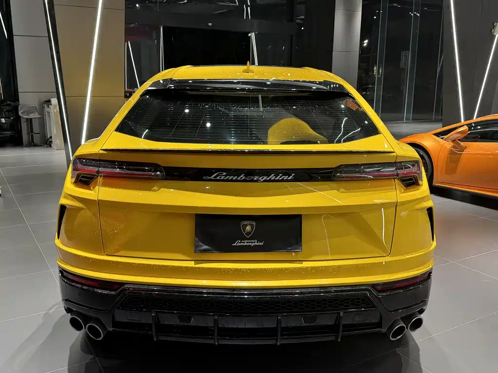 Lamborghini Urus 2020 — фото 5