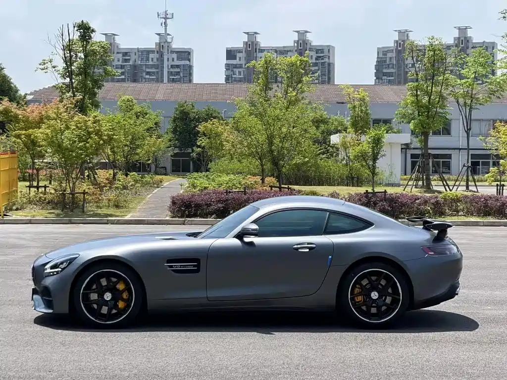 Mercedes-Benz AMG GT 2020 — фото 5