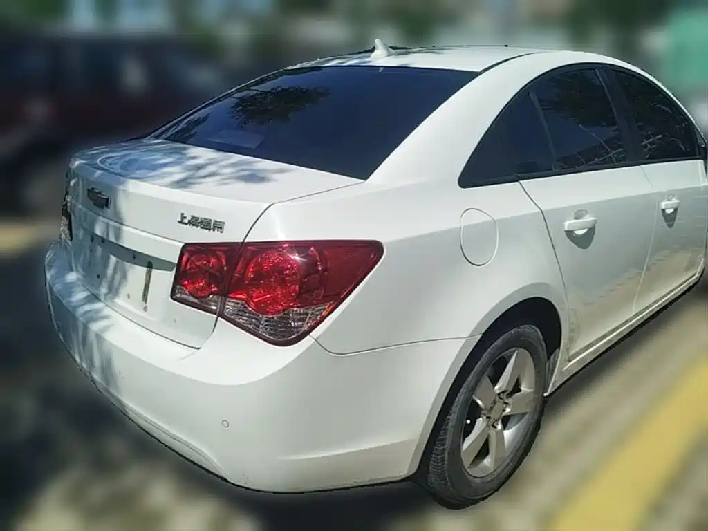 Chevrolet Cruze 2014 — фото 12