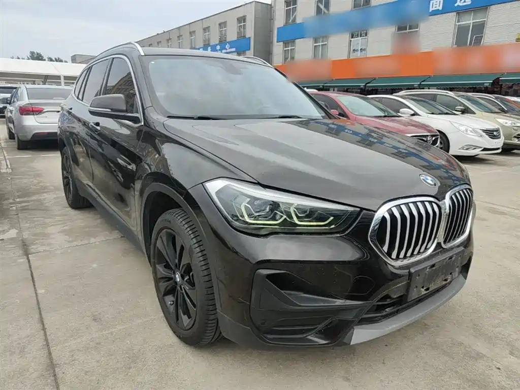 BMW X1 2019 — фото 4