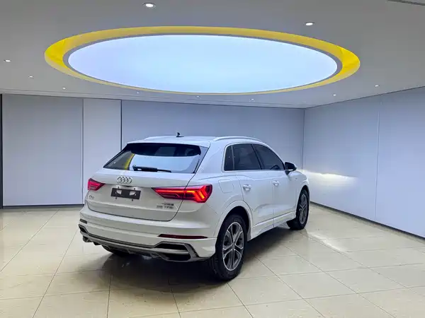 Audi Q3 2022