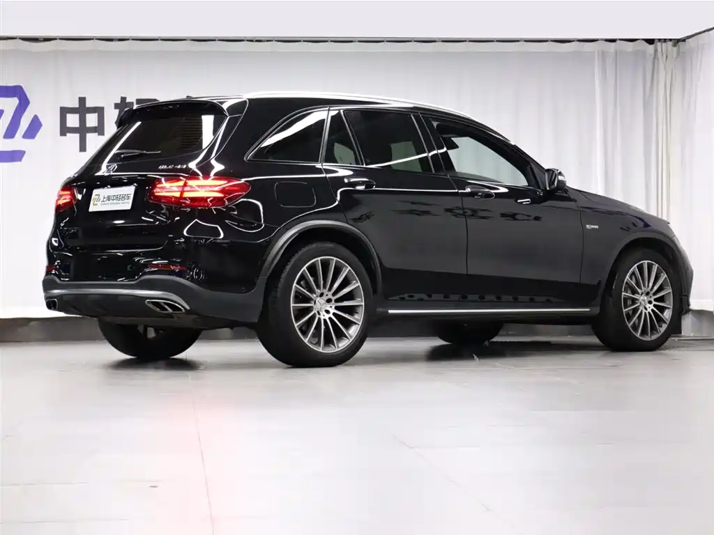 Mercedes-Benz GLC AMG 2018 — фото 3