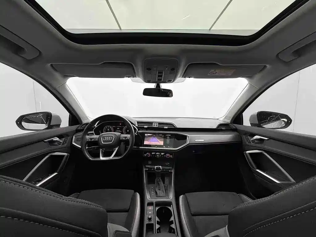 Audi Q3 2022 — фото 17