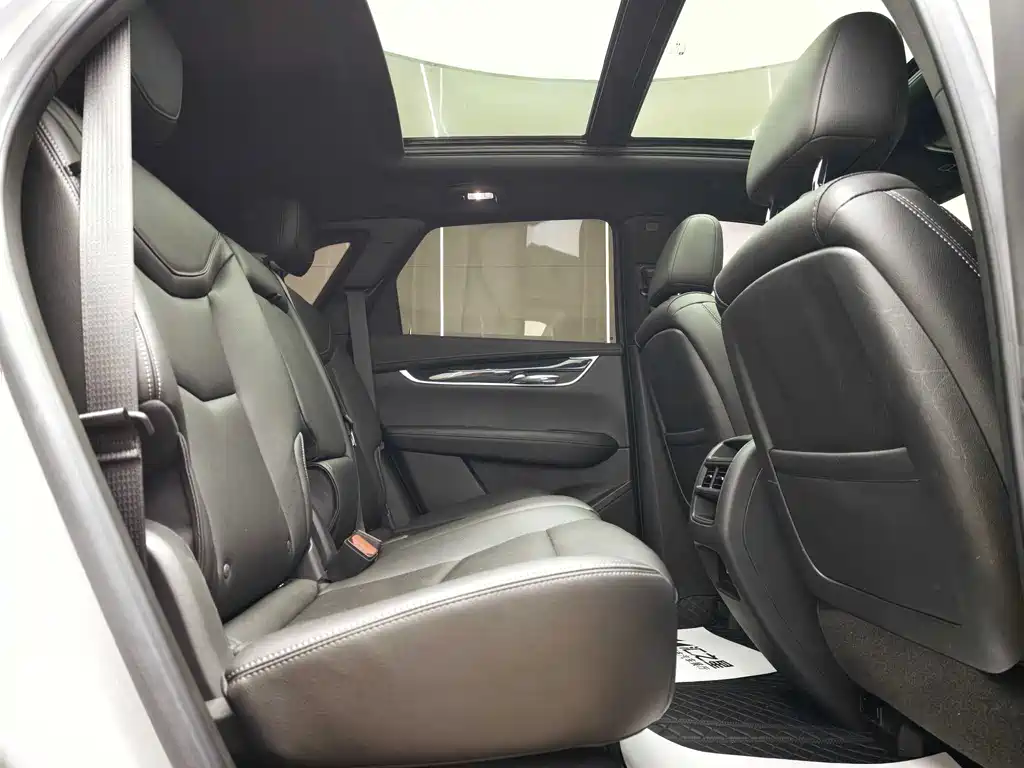 Cadillac XT5 2023 — фото 17