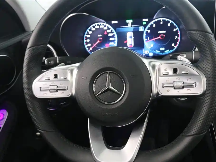 Mercedes-Benz C-Class 2020 — фото 6