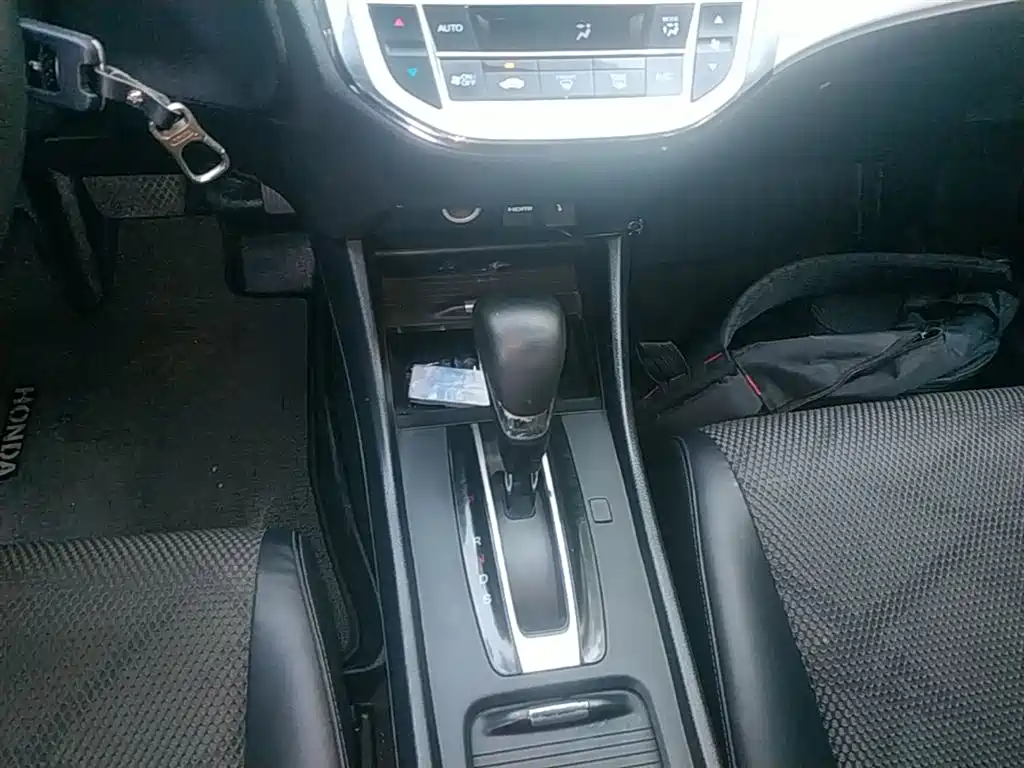 Honda Jade 2015 — фото 14