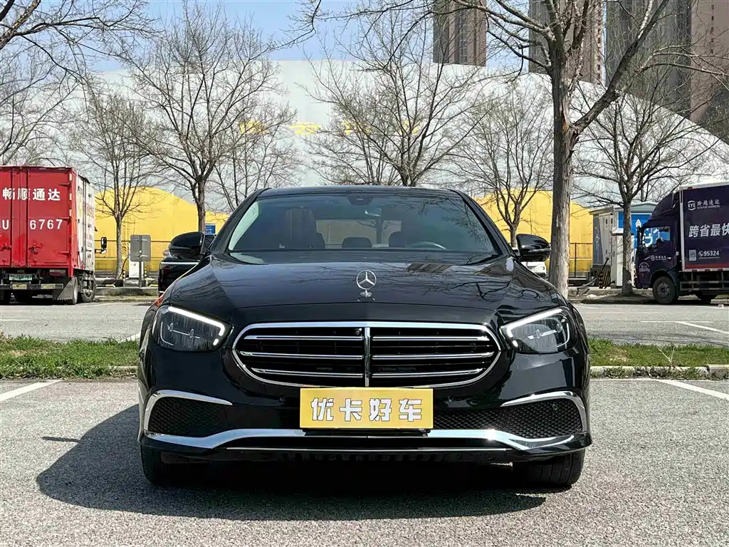 Mercedes-Benz E-Class 2021