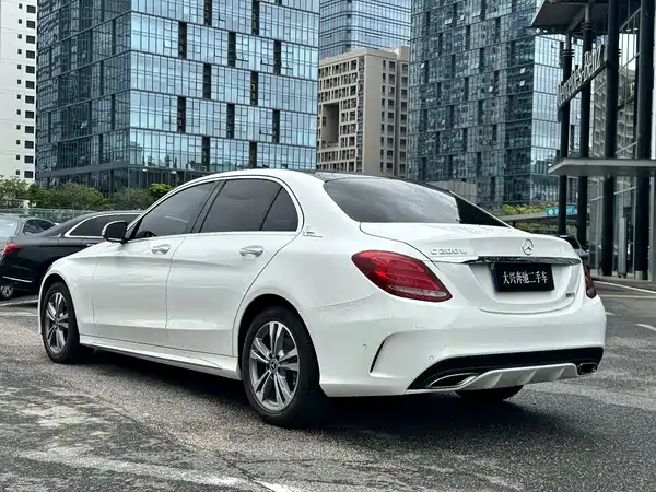 Mercedes-Benz C-Class 2018