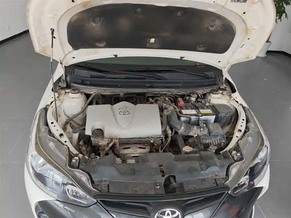 Toyota Yaris L 2016 — фото 20