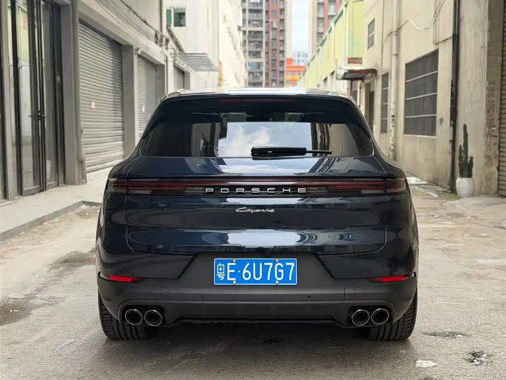 Porsche Cayenne 2025 — фото 17