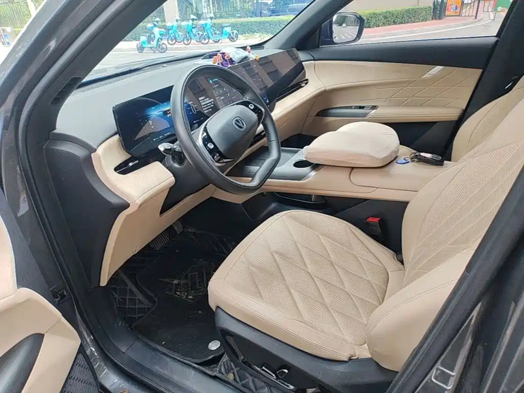 Changan CS75PLUS 2025 — фото 15