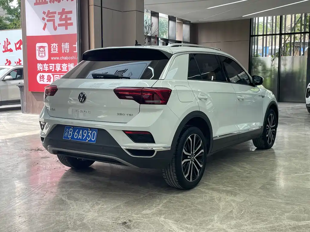 Volkswagen T-Roc 2022 — фото 7